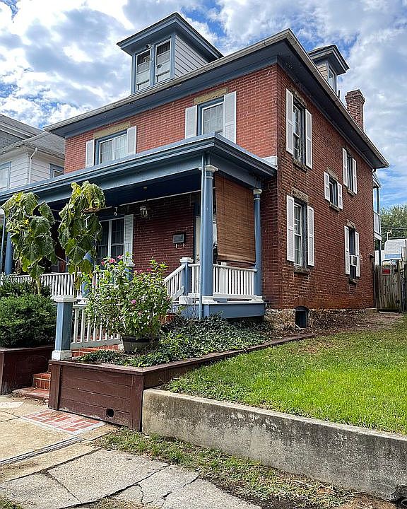 1st image of 411 Guilford Ave