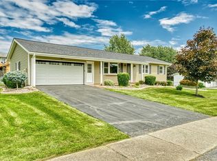 200 Marlbank Dr, Rochester, NY 14612