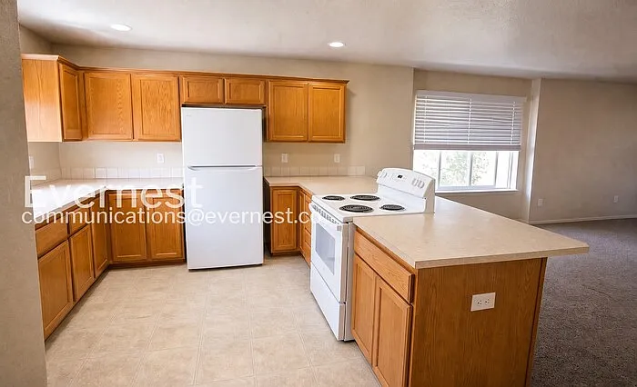 12135 SE Harold St — Photo 7