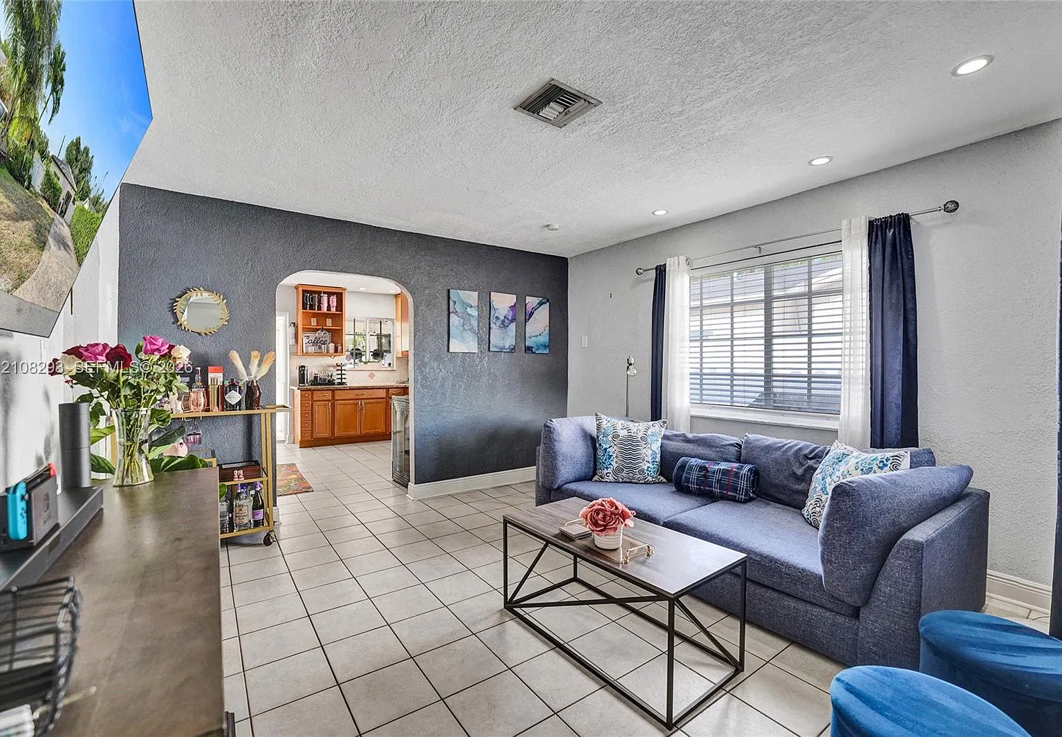 South Hollywood Amd Plat — Photo 2