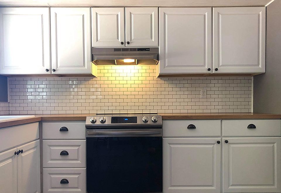 1st image of 9607 205th Avenue Ct E