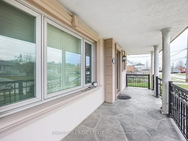 159 Spalding Rd — Photo 3