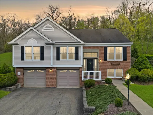 517 McMurray Rd, Canonsburg, PA 15317