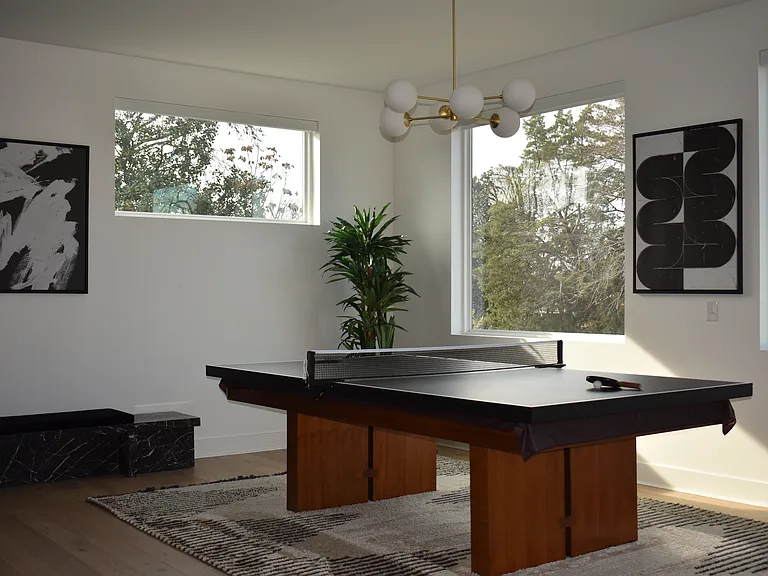 869 Joseph Ave — Photo 8