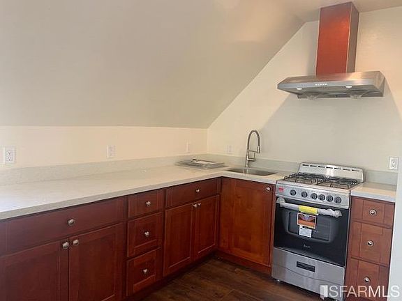 3rd image of 447 Irving St #445A
