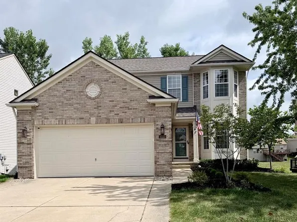 4221 Sonata Dr, Howell, MI 48843