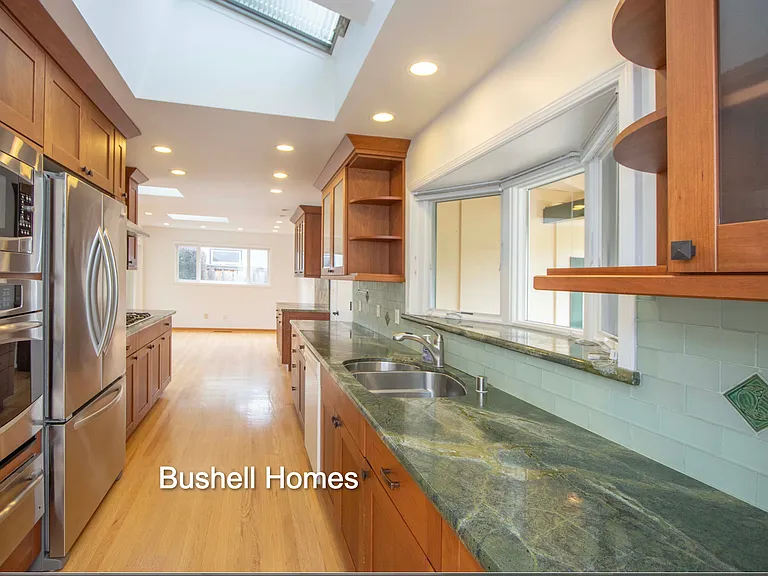 8 Azalea Dr — Photo 1