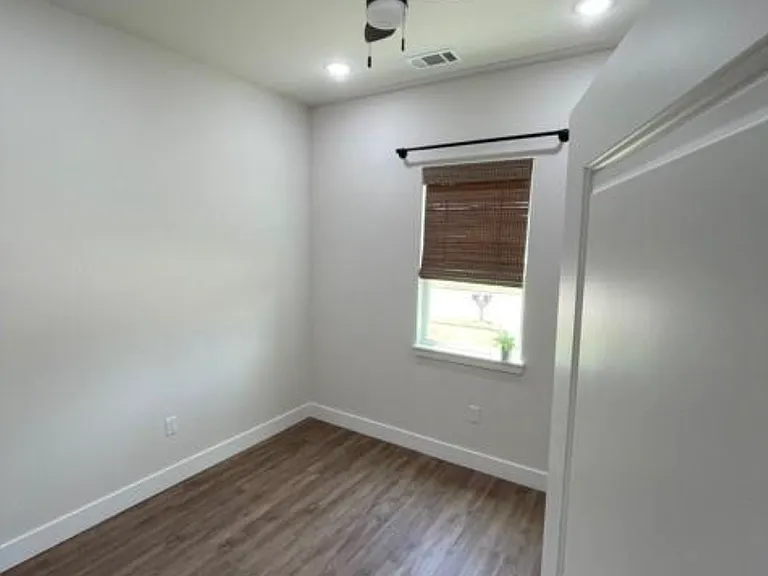 444 Timberbend Trl — Photo 14