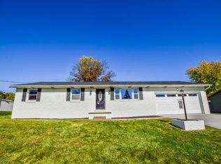 409 Madina St NE, East Canton, OH 44730