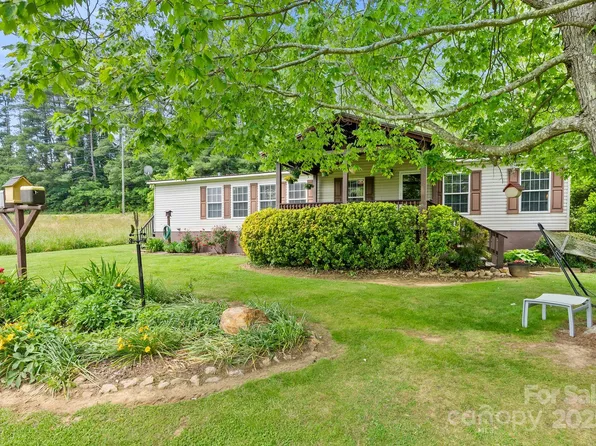 448 S Turkey Creek Rd, Leicester, NC 28748