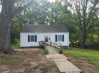 406 Cedar St, Eden, NC 27288