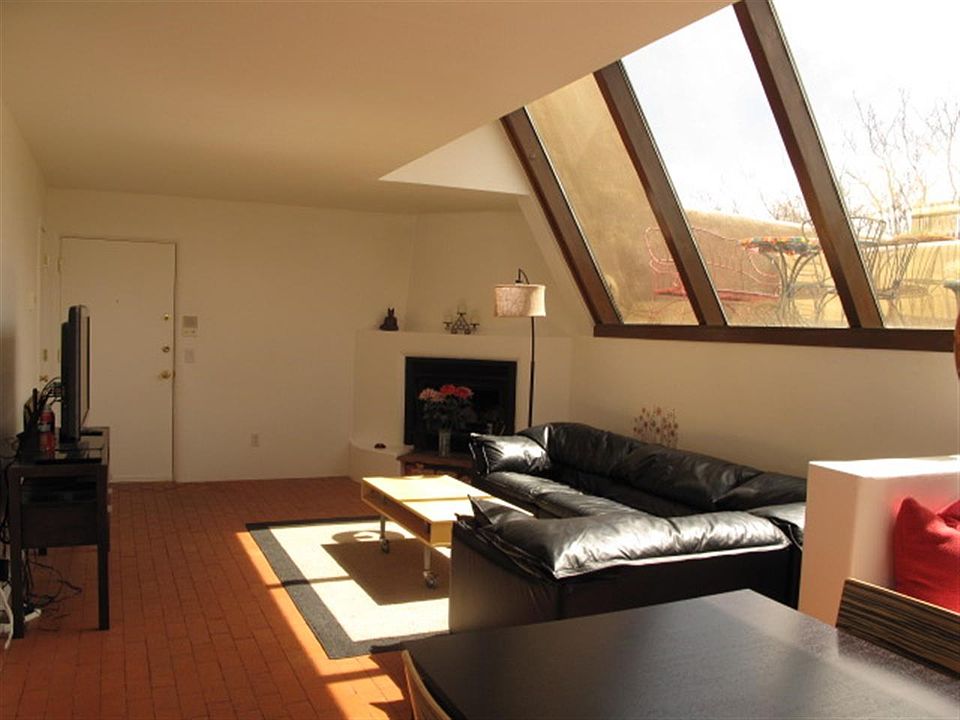 1st image of 814 Camino De Monte Rey Unit 1