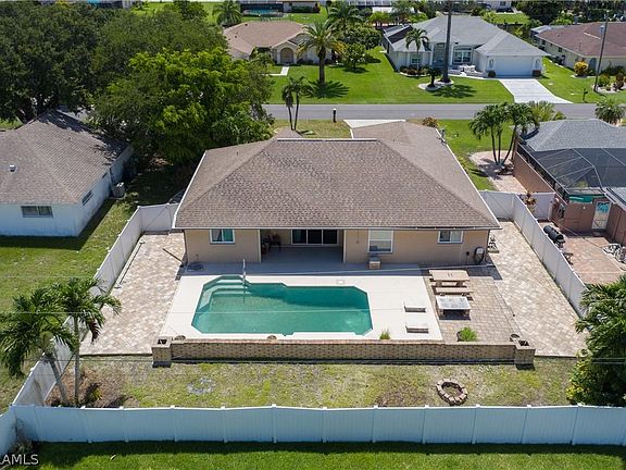 2nd image of 4103 SW 1st Pl