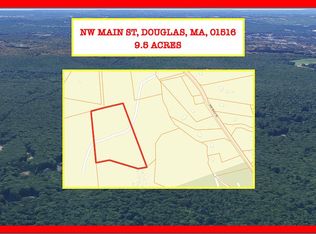 832 NW Main St, Douglas, MA 01516