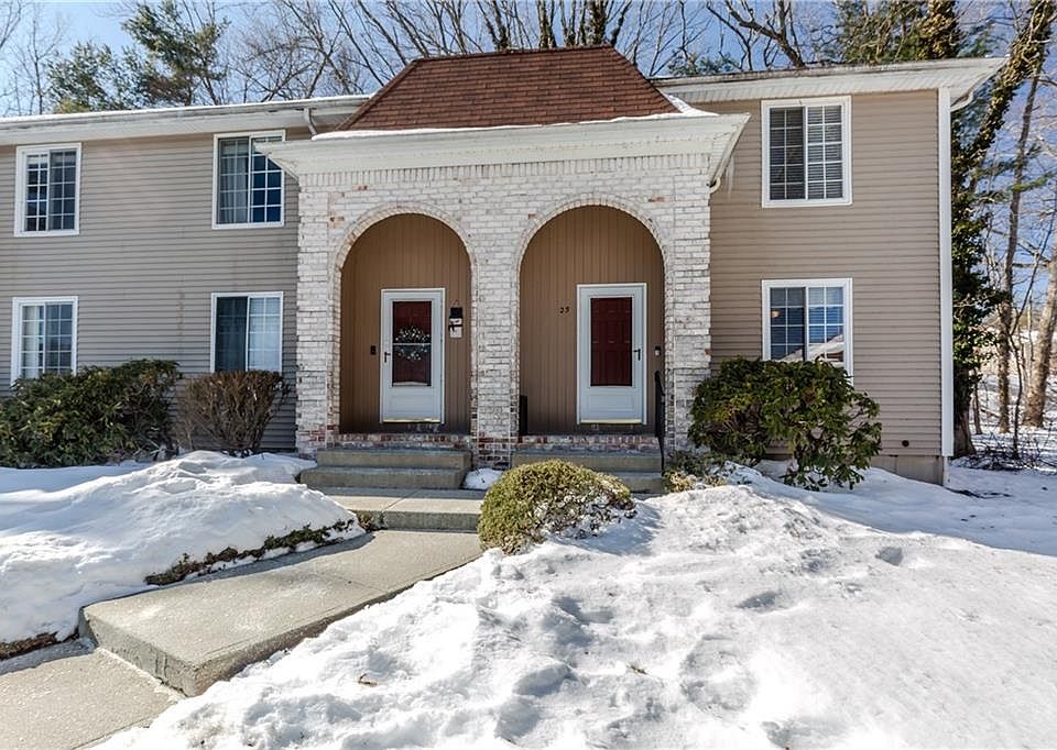 1st image of 25 Marigold Cir #25