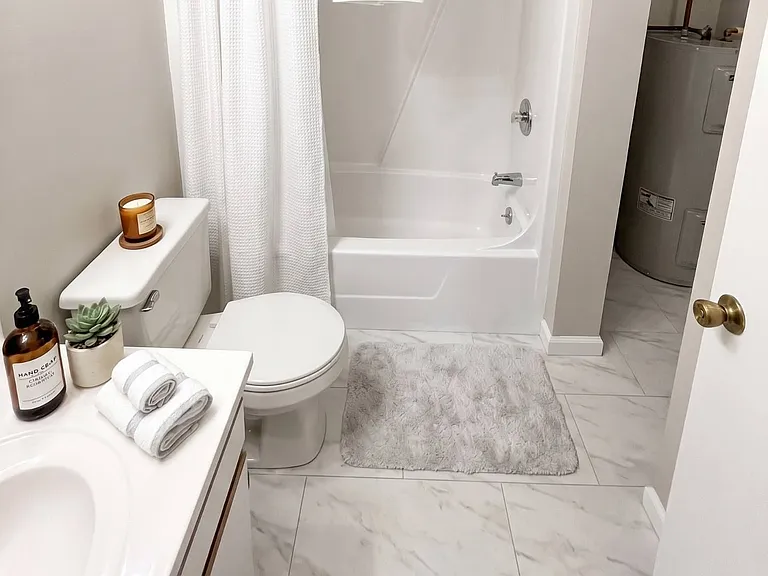 Northgate Apartments — Photo 16
