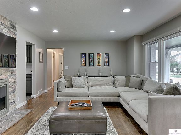 5th image of 1605 S 93rd Ave