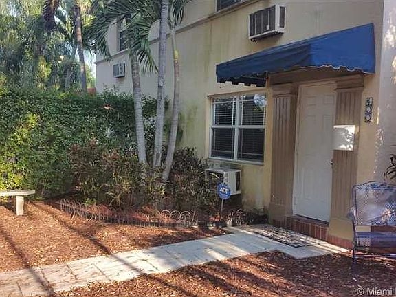 4th image of 401 Cadima Ave #0