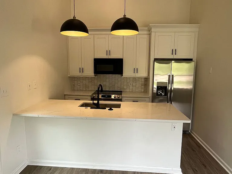 105 Golf Club Rd — Photo 3