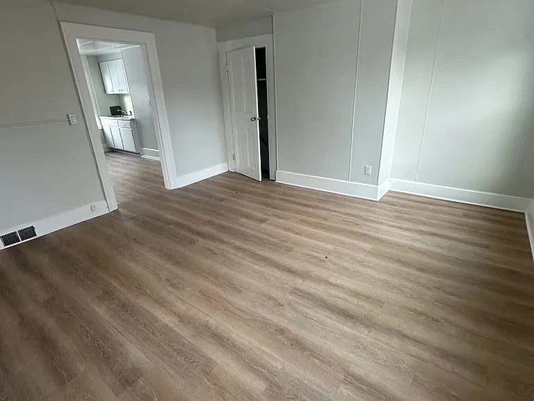 8 Mansion St #2 — Photo 7