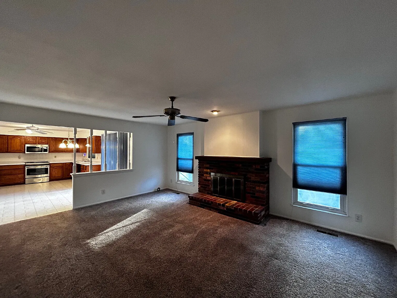 3 bed, 2.0 bath, 1746 sqft, $2,500 — Photo 4