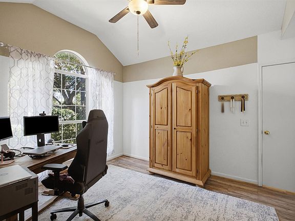 4th image of 1717 Rendova Ln