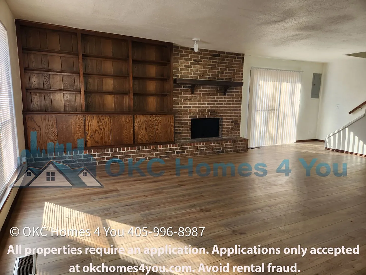 Large 3 bed, 2 1/2 bath duplex. — Photo 2