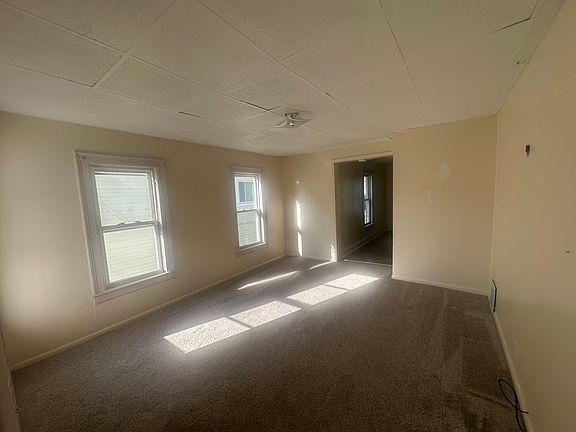 3rd image of 12 Jay St #3