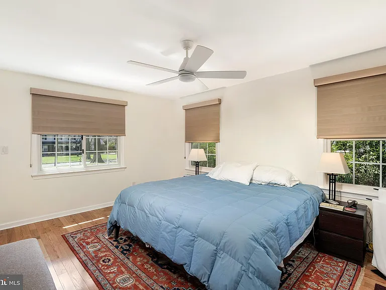 18 Cranbury Neck Rd — Photo 6