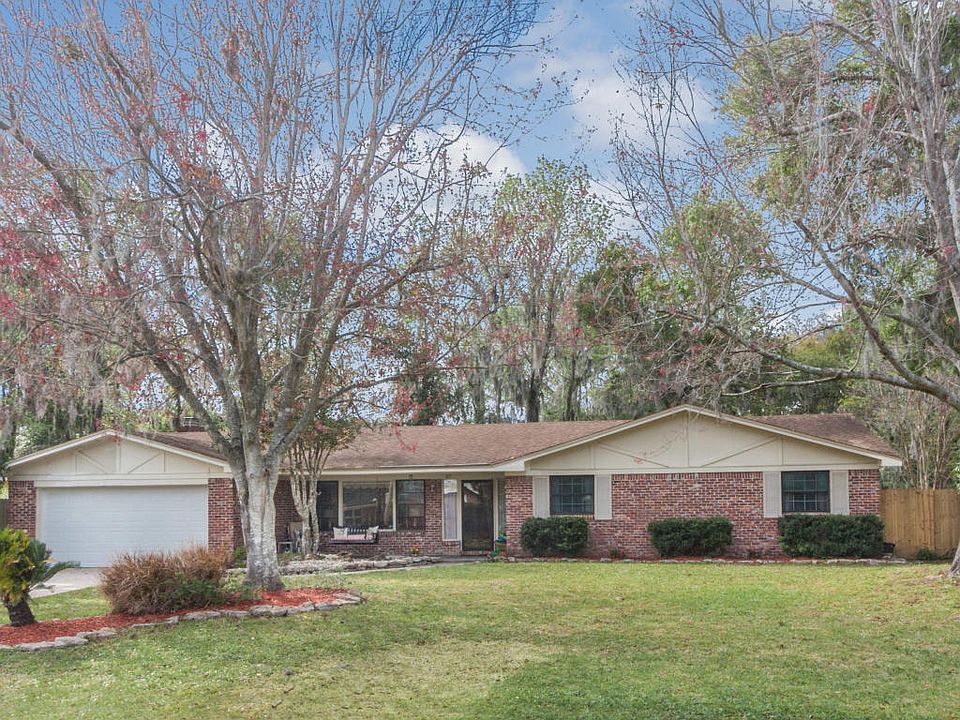 1st image of 1833 Arden Way
