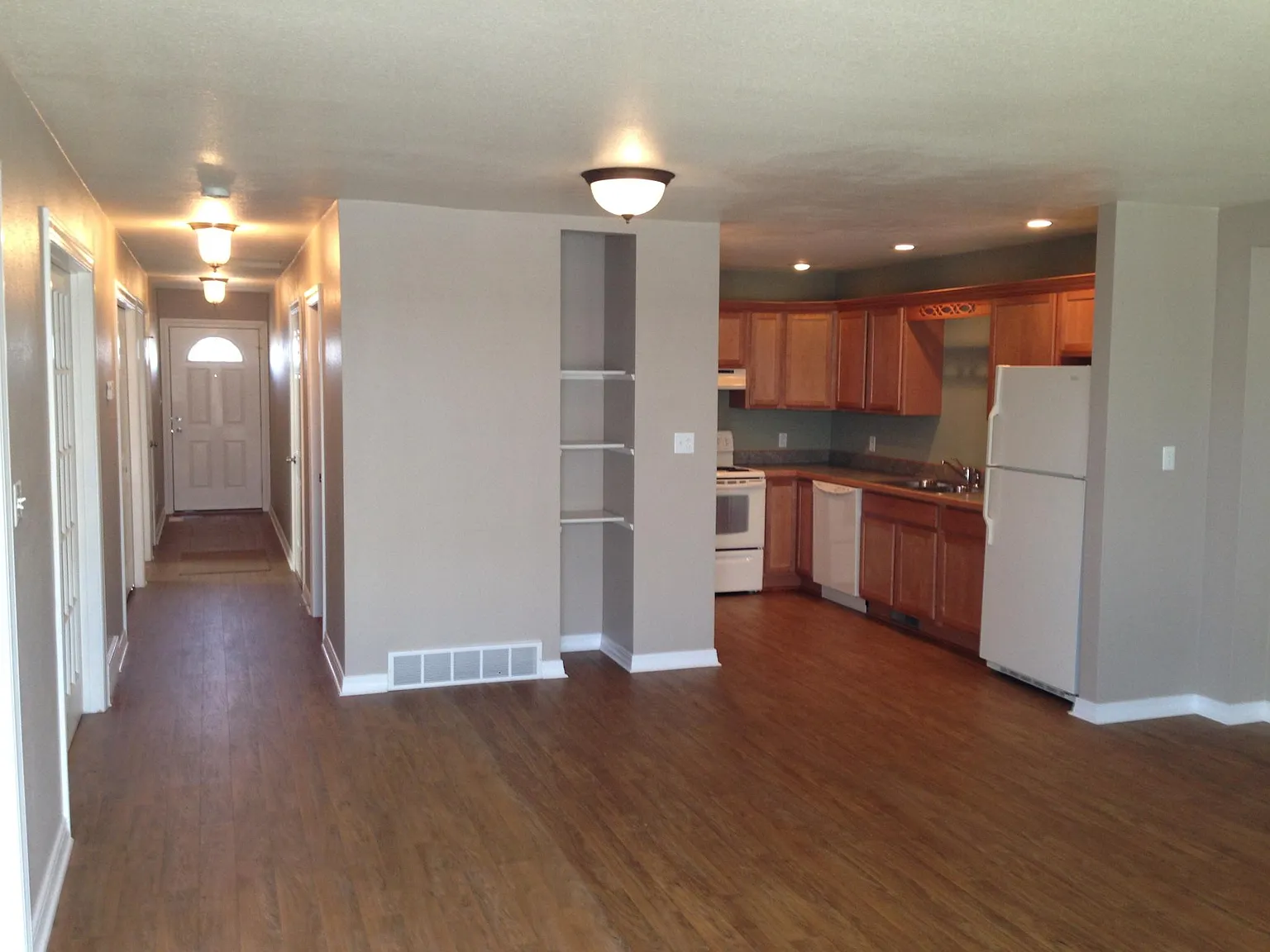 3 bed, 1150 sqft, $1,795 — Photo 1