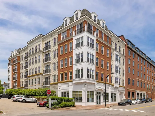 77 Hanover Street #18, Portsmouth, NH 03801