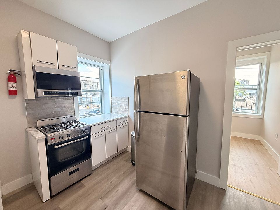 1st image of 108 60th St #7E