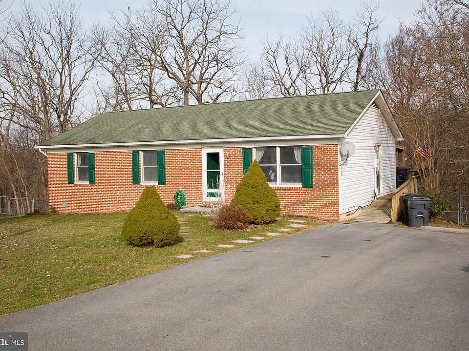 1st image of 118 Summer Lake Dr