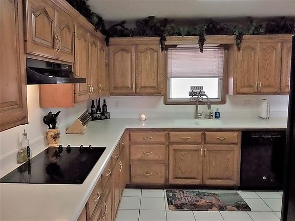 5th image of 7003 Santa Fe Dr