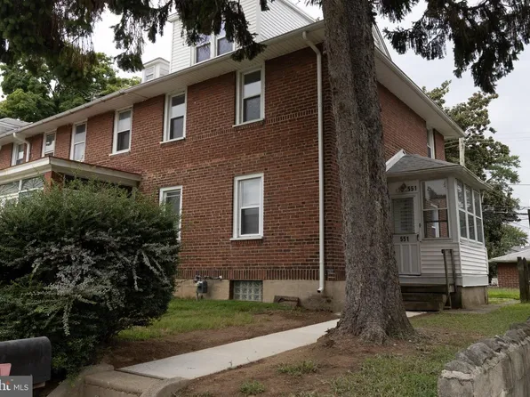 551 Jansen Ave, Essington, PA 19029
