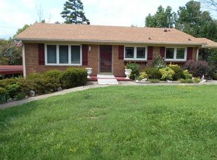 3505 Pine Valley Rd, High Point, NC 27265