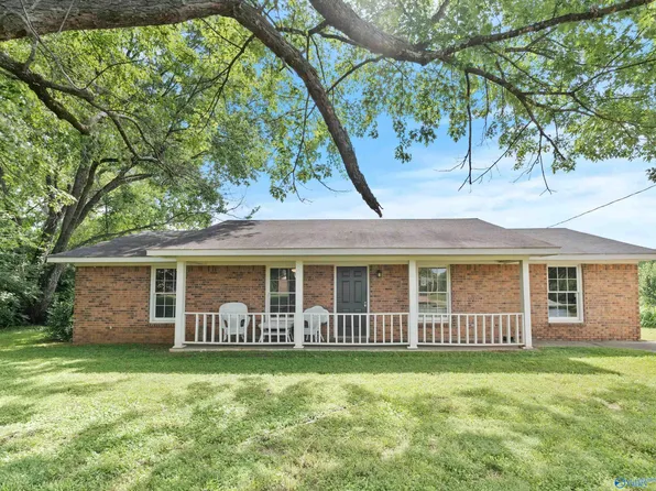 10810 Griffith Rd, Tanner, AL 35671
