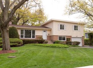1315 Central Ave, Deerfield, IL 60015
