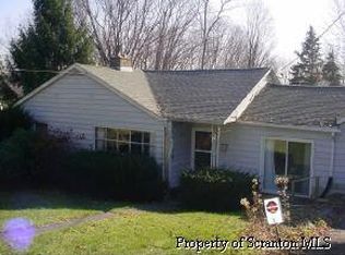 3 Dean St, Montrose, PA 18801