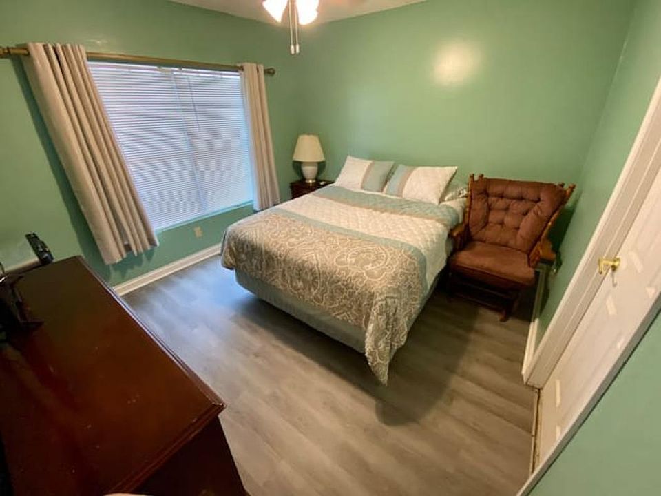 1st image of 319 W Michigan Ave #D