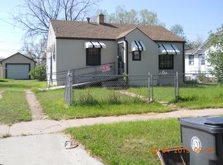 809 W 27th St, Cheyenne, WY 82001