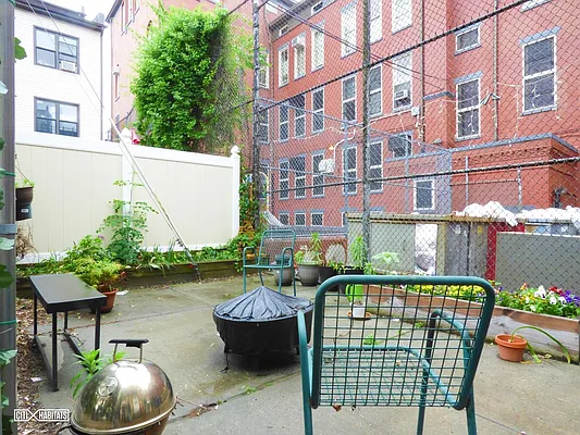 Rented by Citi Habitats | media 10