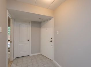 427 Shawmont Ave APT A, Philadelphia, PA 19128