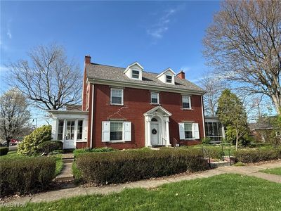 1003 N Water St, Uhrichsville, OH, 44683