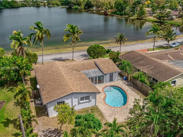 18400 NE 8th Ave, North Miami Beach, FL 33179