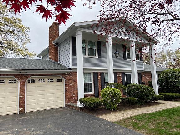 2nd image of 56 Woodhaven Blvd