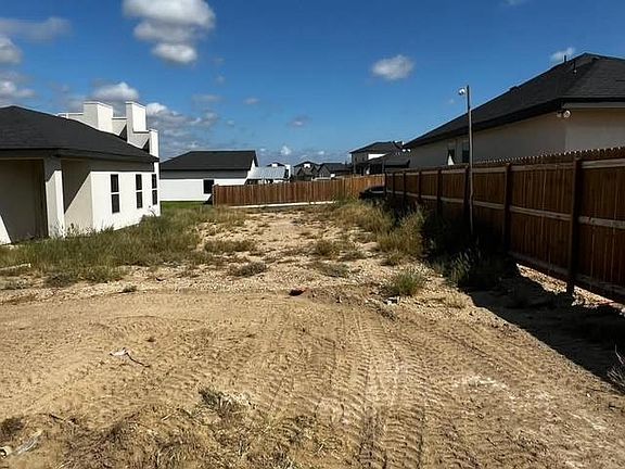 3rd image of 5907 Tavo Dr
