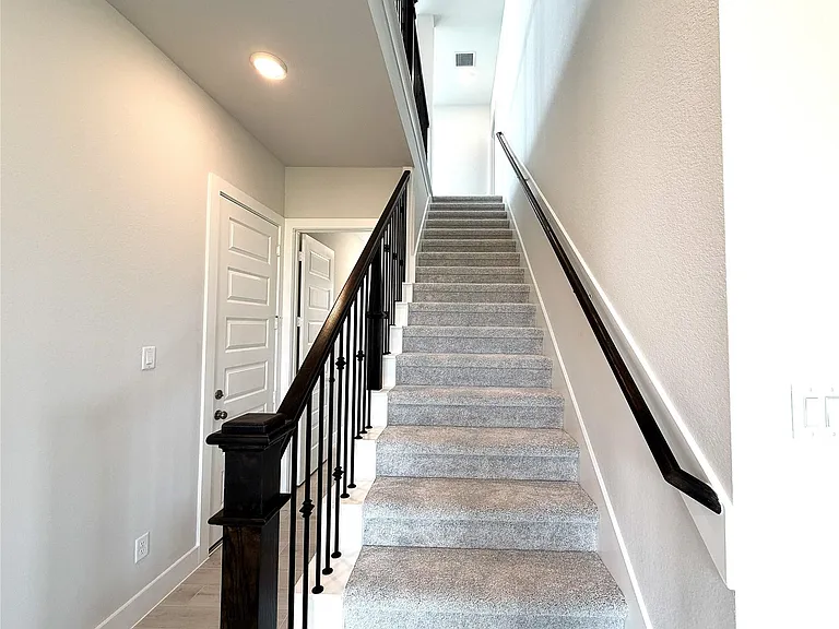 26127 Mossy Greens Dr — Photo 24