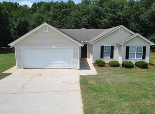 4797 Turning Leaf Dr, Gillsville, GA 30543